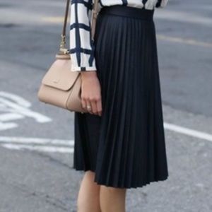 Black Pleated Skirt!